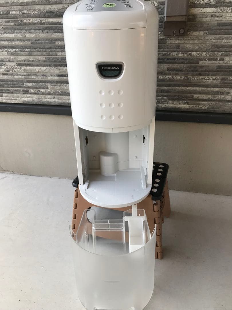 コロナ 衣類乾燥除湿機 2019年製 コンプレッサー式 衣類乾燥機 除湿機