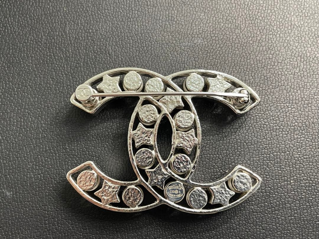 みき【極美品】シャネル スター パールブローチ 正規品 刻印あり