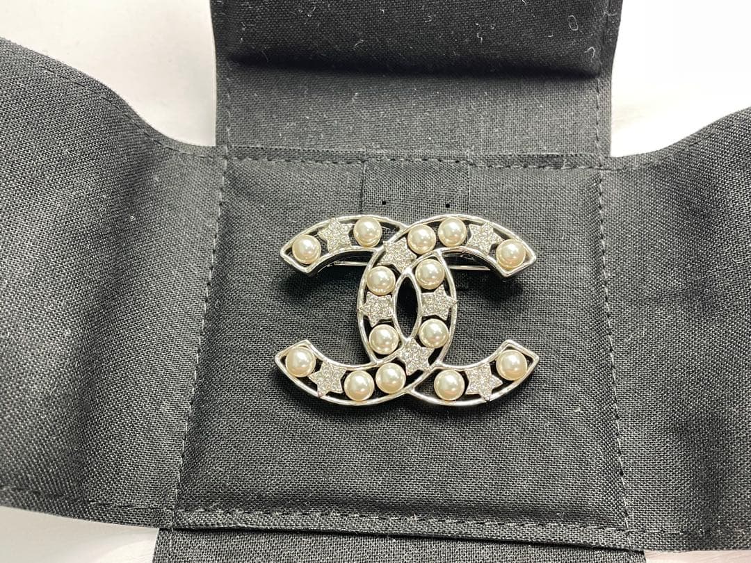 みき【極美品】シャネル スター パールブローチ 正規品 刻印あり