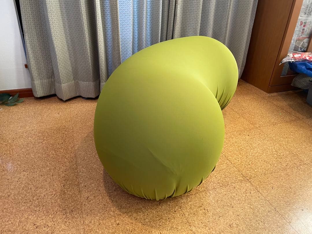 タトビーン　バレリイタリア　スツール