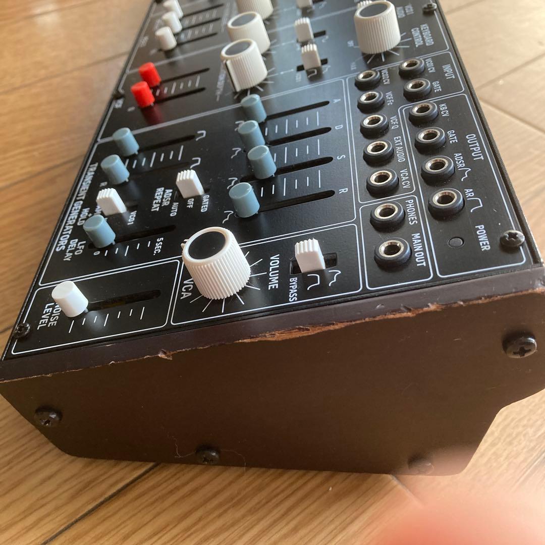 Behringer CAT デュオフォニックアナログシンセサイザ