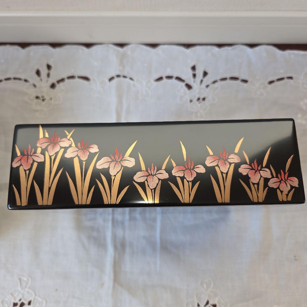 菖蒲と橋の重箱(六寸角三段重)高級漆器