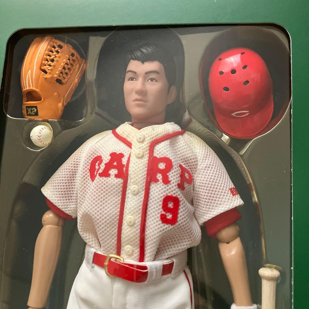 緒方孝市　限定フィギュア　広島カープ監督