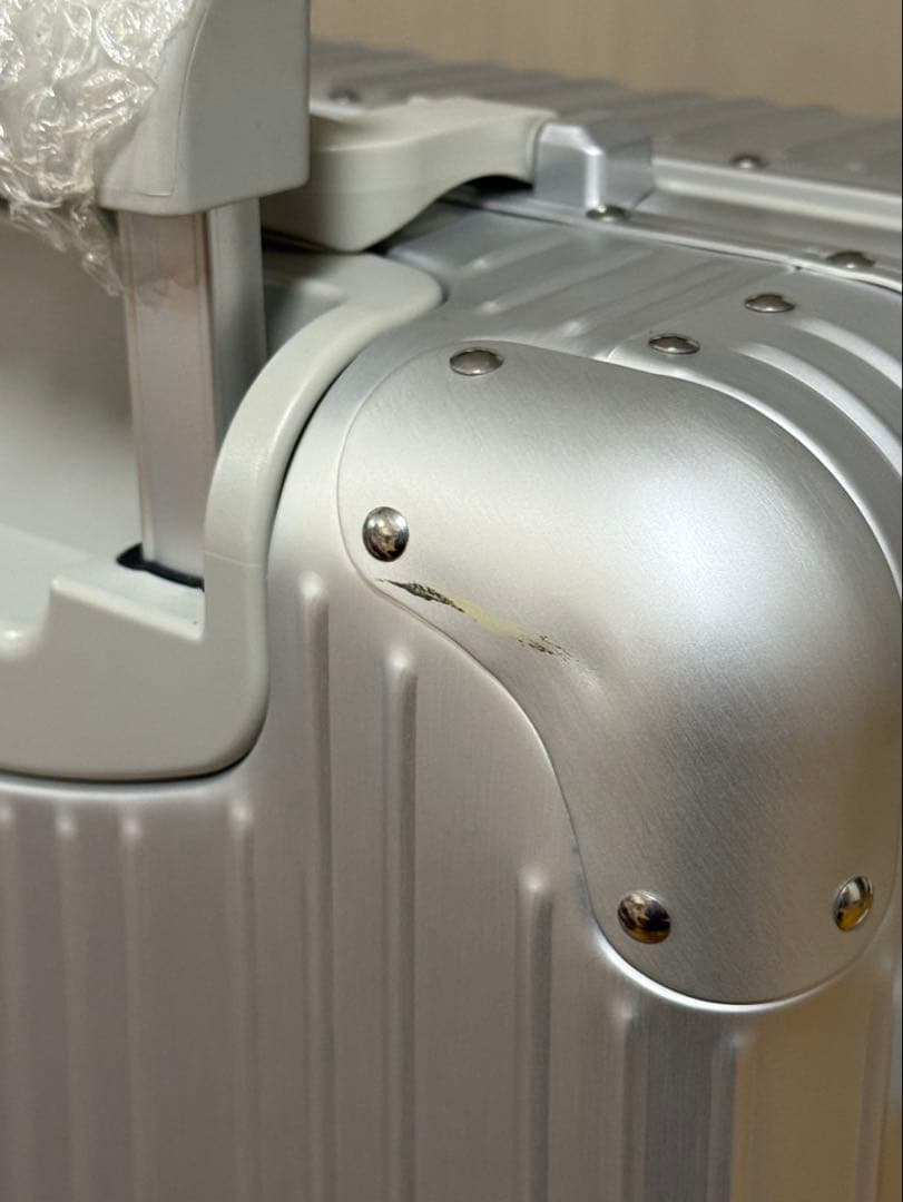 メルセデスベンツ アルミスーツケース シルバー キャリーケース