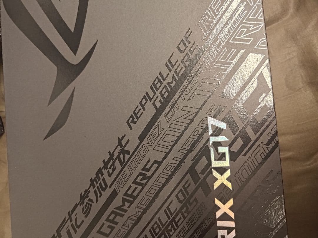 ディスプレイ・モニター本体 ASUS ROG Strix XG17AHPE