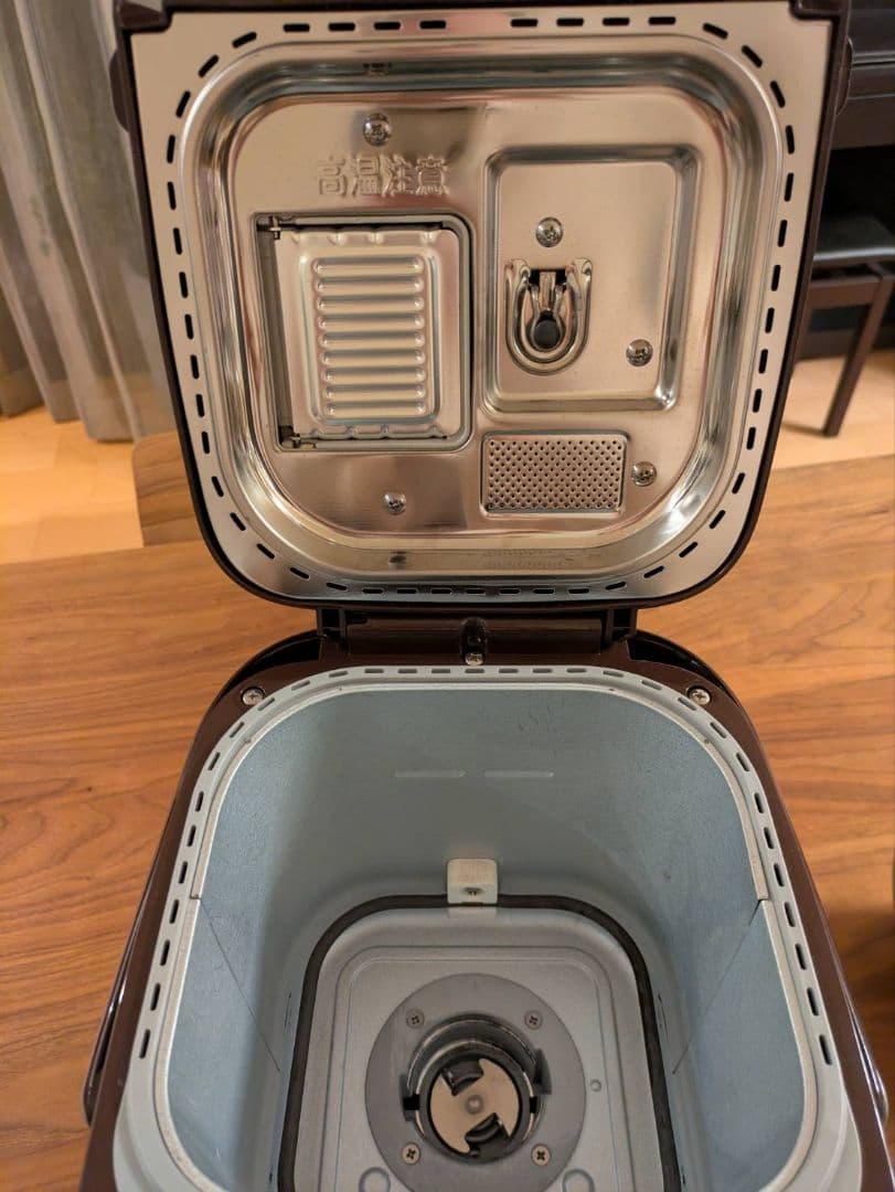 パナソニック　ホームベーカリー　SD-BMT1001