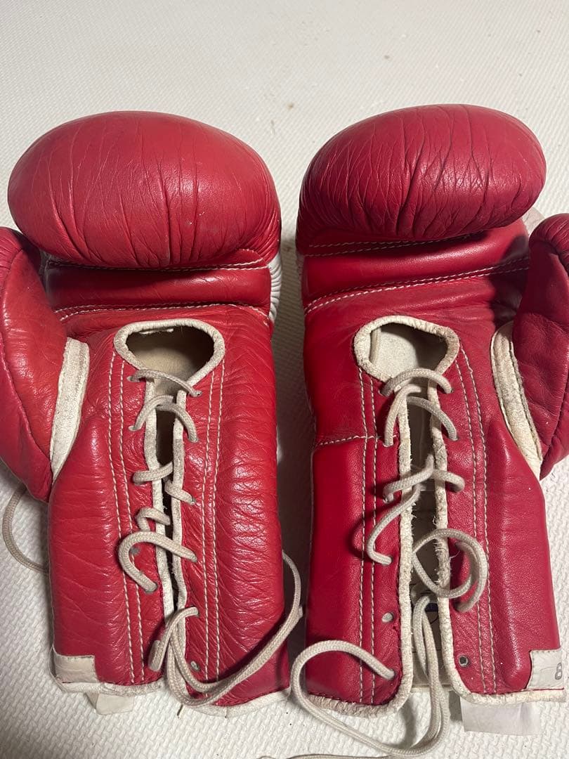 廃盤Winning グローブひも式 赤/ホワイト8オンス