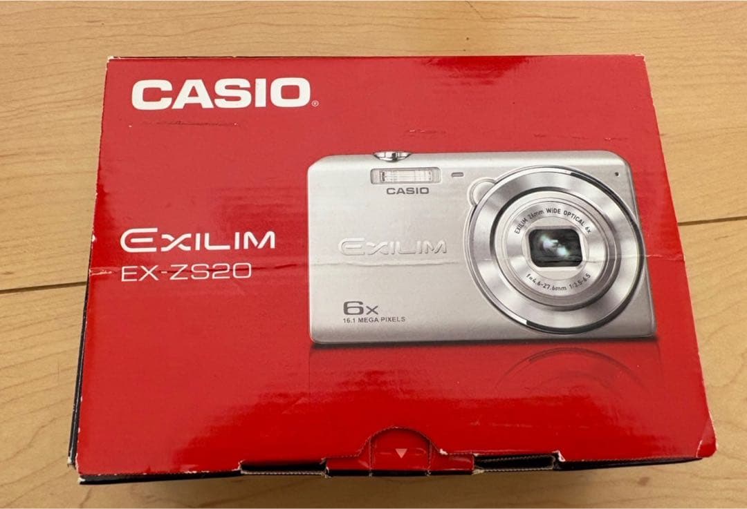 デジタルカメラ CASIO EXILIM EX-ZS20