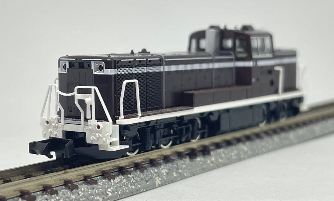 TOMIX DE10形1705号機・茶色