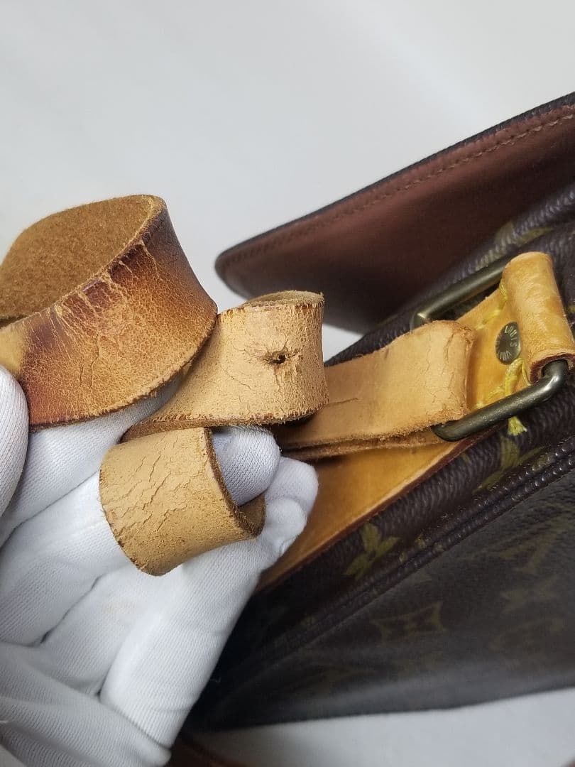 ルイ・ヴィトン モノグラム カルトシエール ショルダーバッグ、クロスボディバッグ