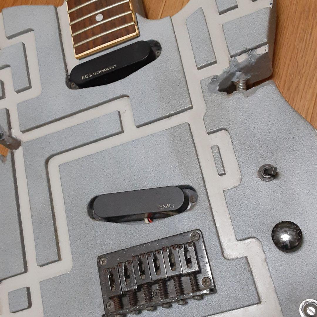 フェルナンデス…ギター