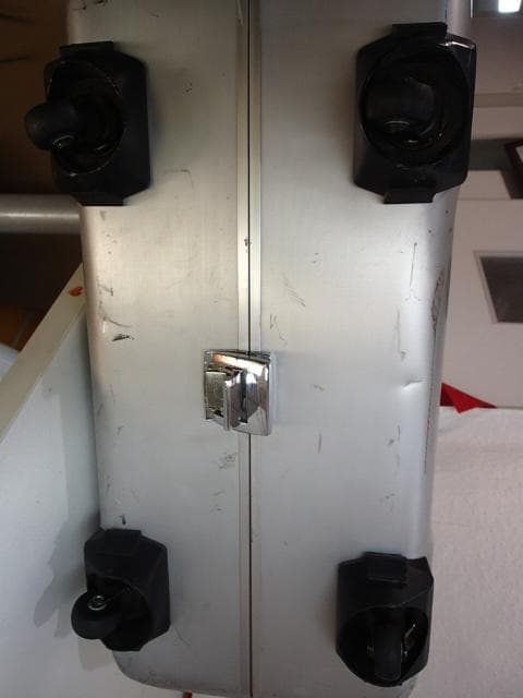 ZERO HALLIBURTON ゼロハリバートン キャリーケース アルミ