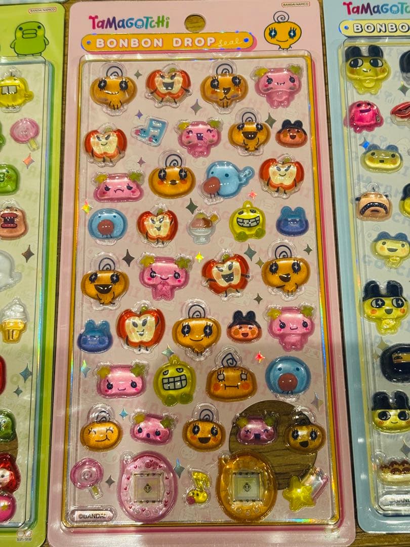 正規品 サンリオ たまごっち ボンボンドロップシール10枚セット