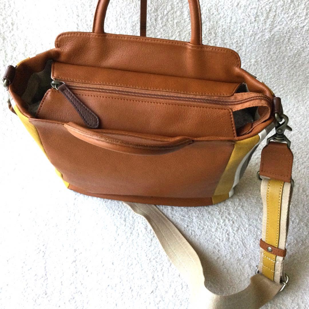 美品　現行品　Dakota ダコタ　リンド2way ショルダーバッグ