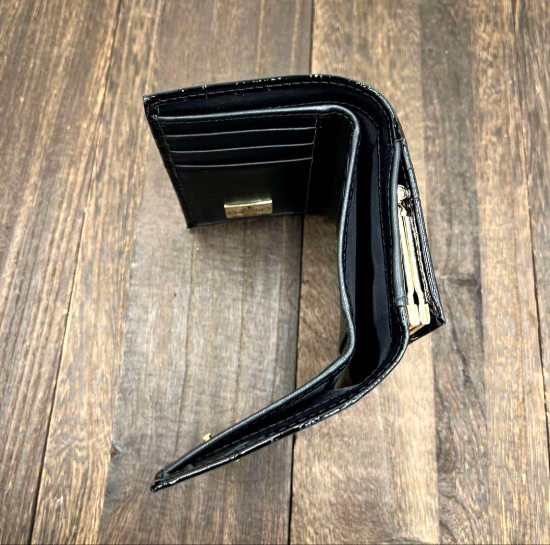 新品未使用　ヴィヴィアンウエストウッド 三つ折財布　黒　エナメル　がま口　④
