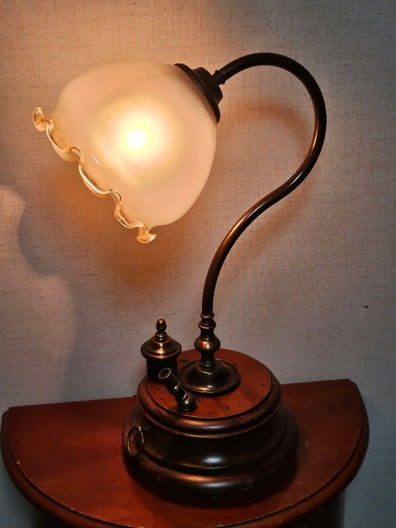 イタリアンアンティークウッドランプ