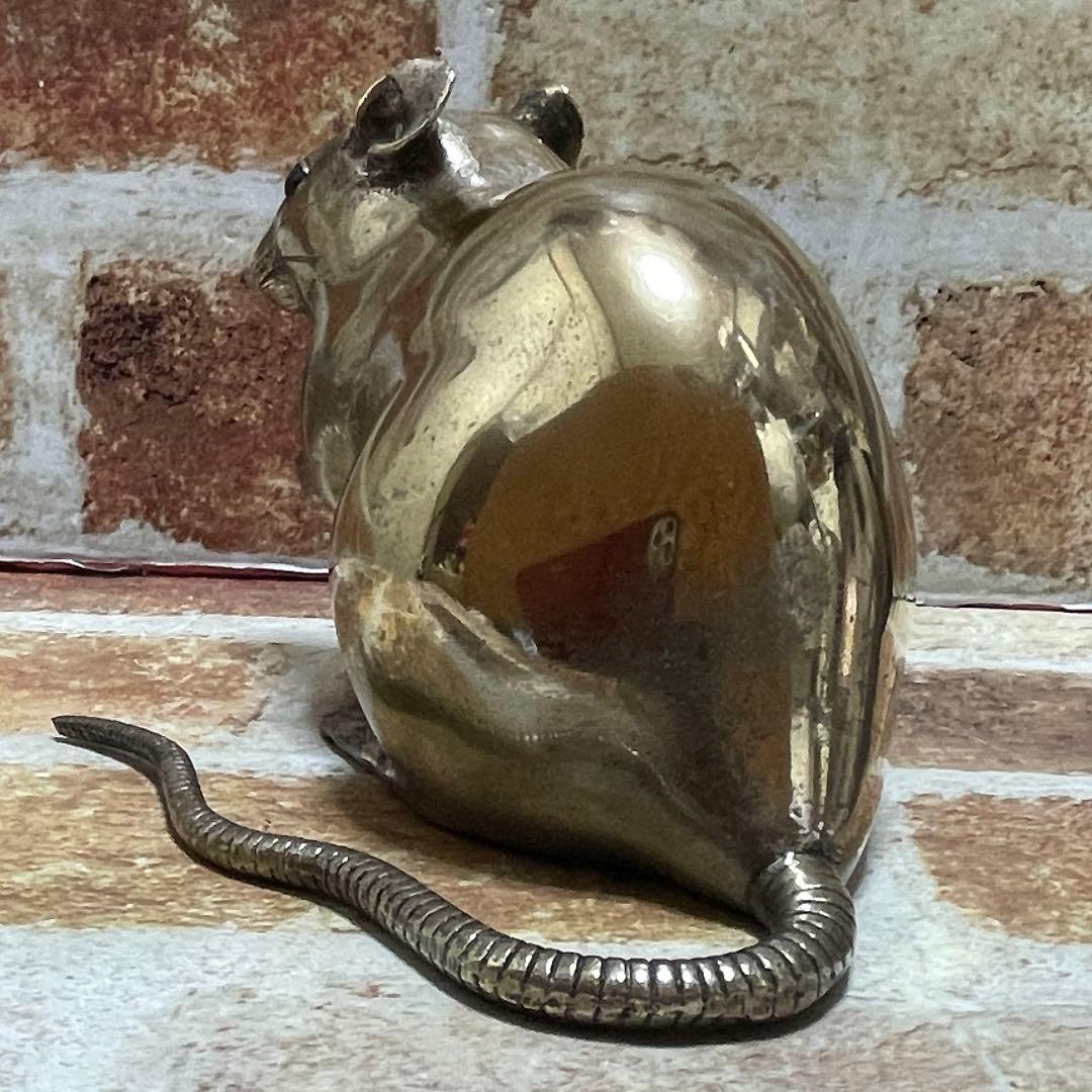 正斉(銘) 栗持ち鼠　金属製