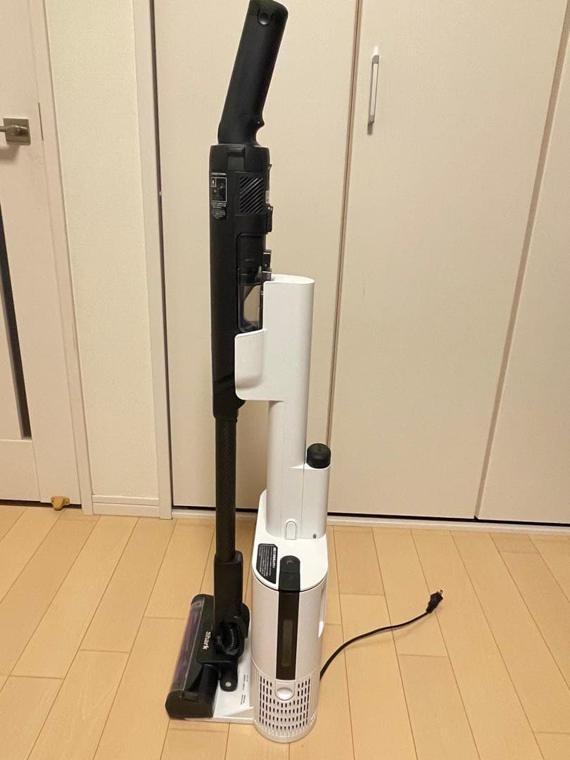 美品！シャーク EVOPOWER SYSTEM NEO+ LC301JBK