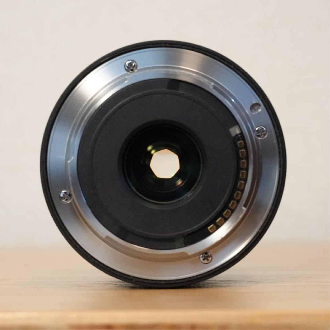 Sony 11mm F1.8 単焦点レンズ　SEL11F18