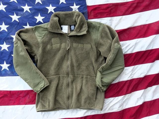 米軍実物　ポーラテックフリースジャケット　S-R　コヨーテ　ECWCS　128