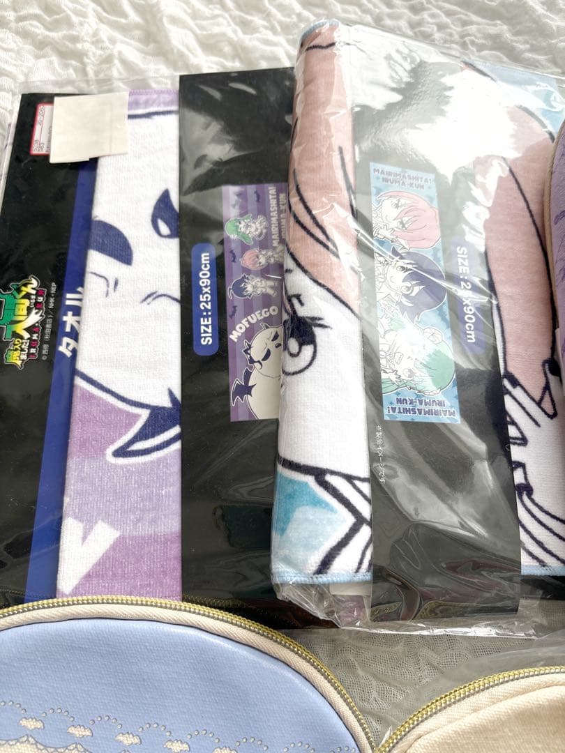 魔入りました！入間くん　ルームシューズ　タオル　バッグチャーム　ポーチ