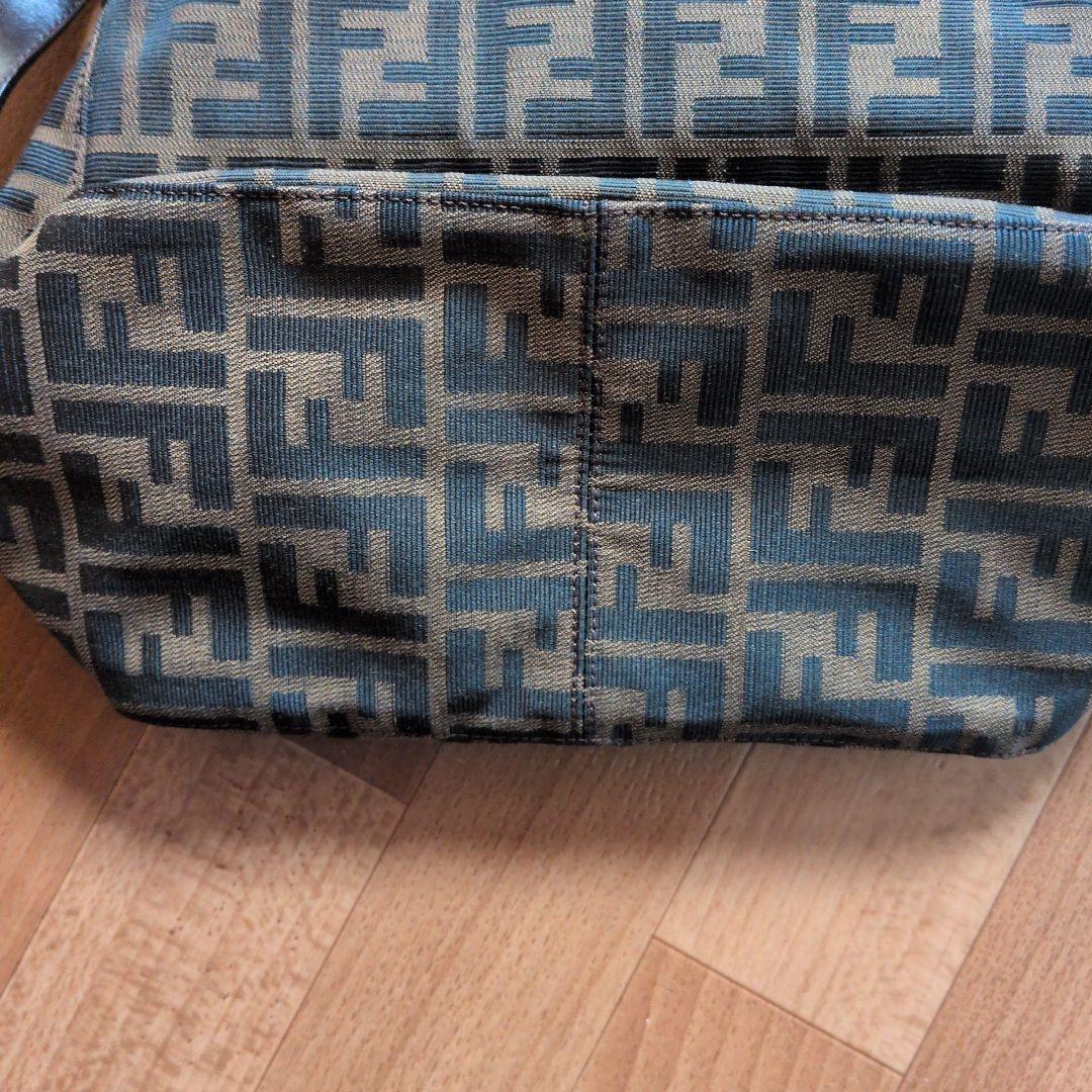 フェンディ　ハンドバッグ