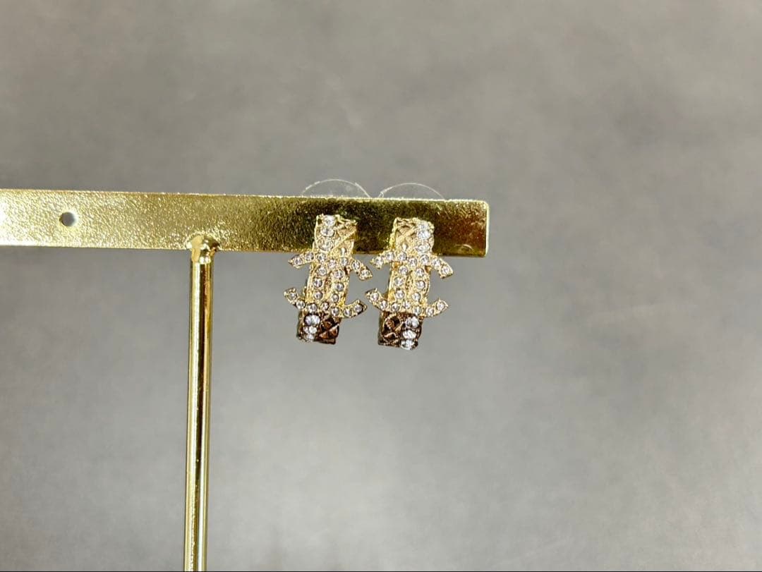 シャネル　ココマーク　ピアス　ゴールド　B22S