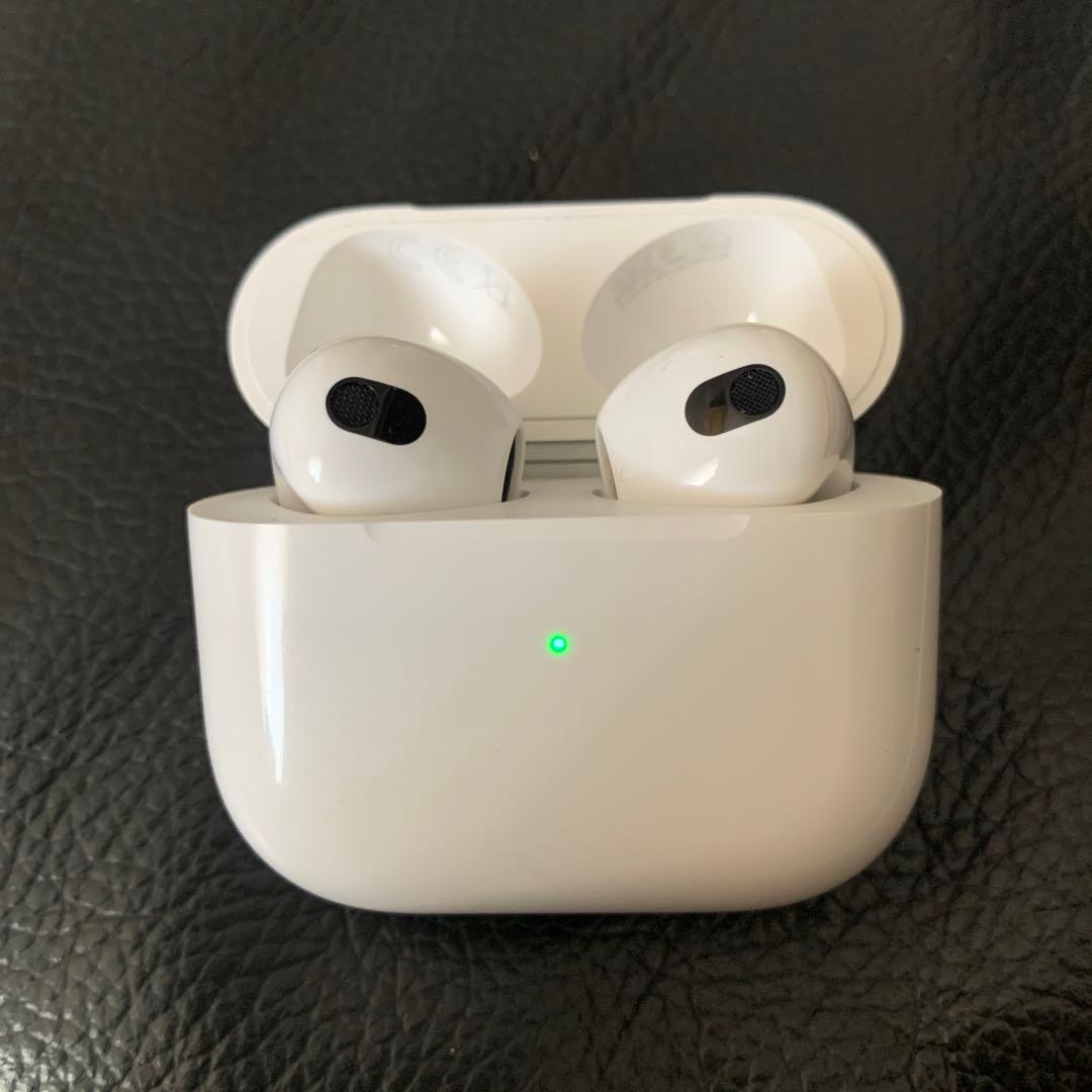 AirPods 第3世代　左耳+右耳+充電ケース