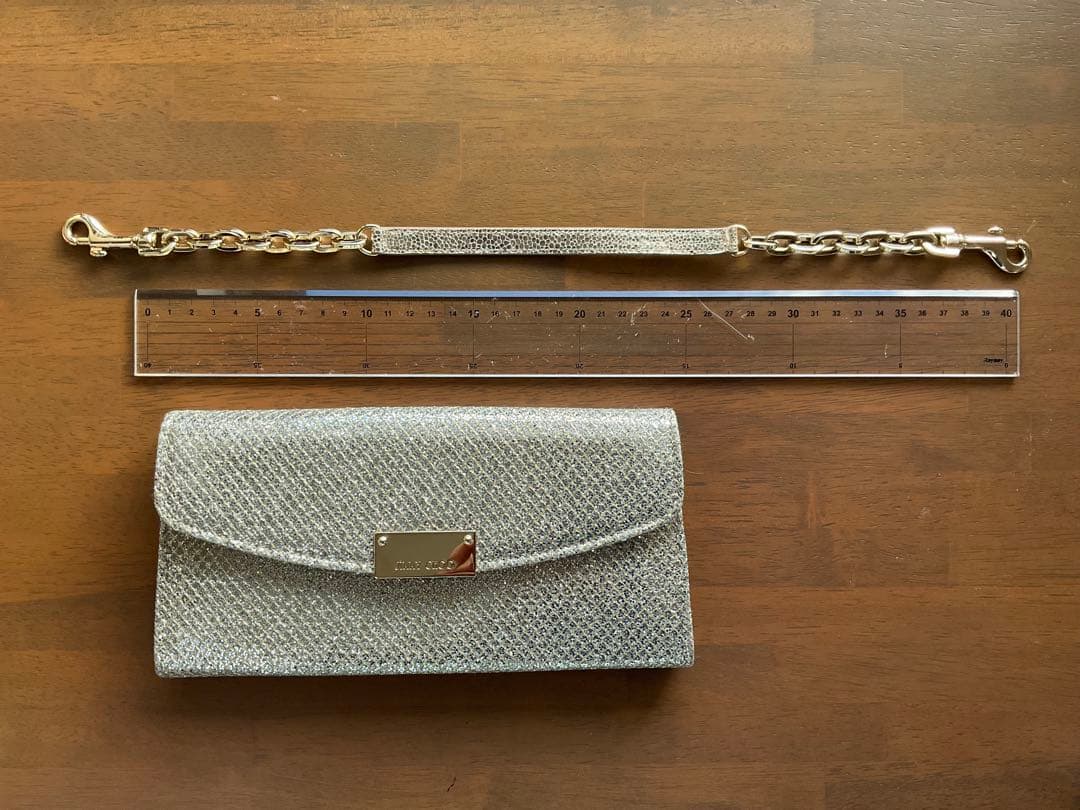 JIMMY CHOO シルバー クラッチバッグ