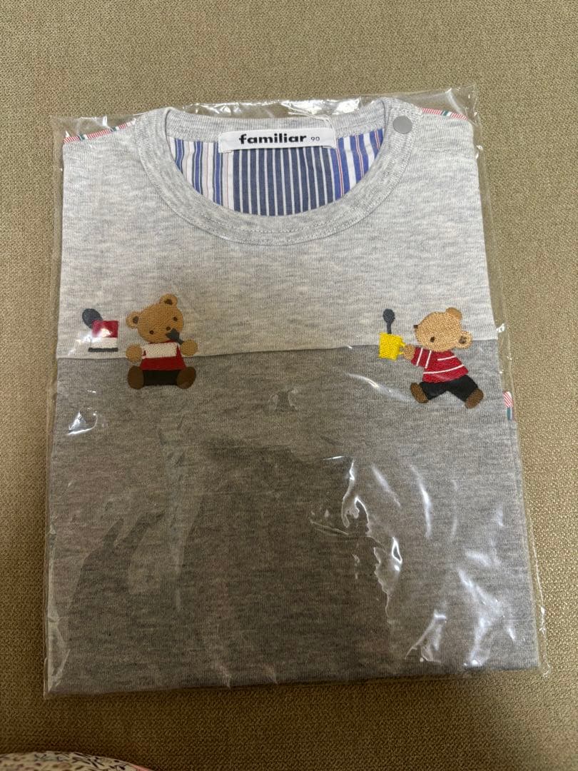 新品　ファミリア　Tシャツ　90
