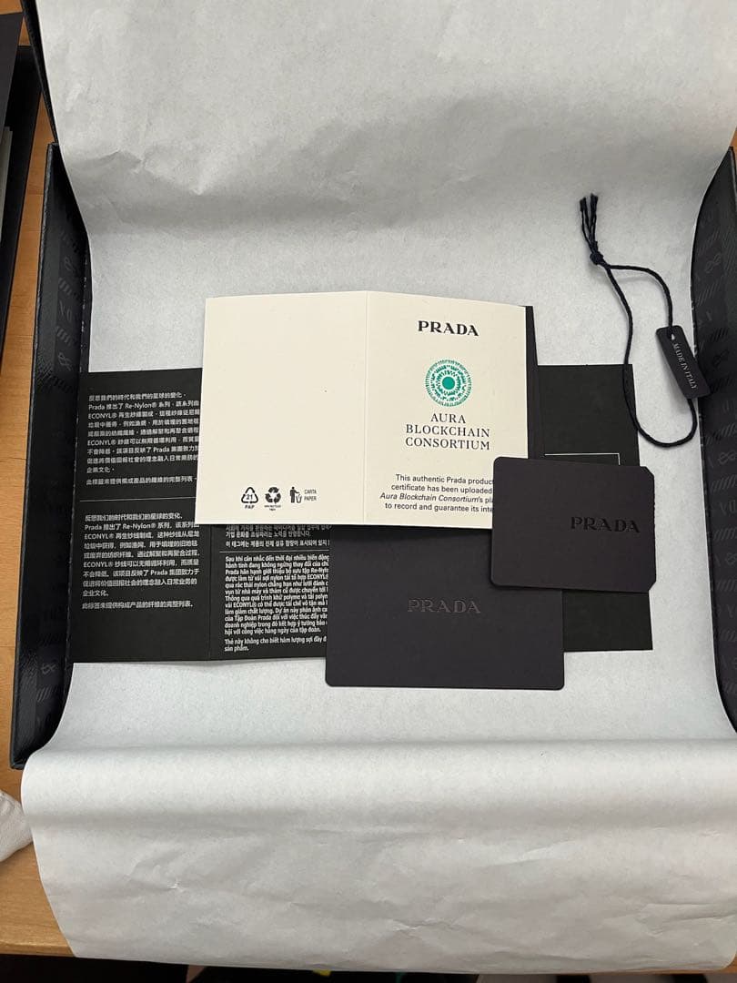 PRADA Re-Nylon ヘッドバンド ピンク　カチューシャ