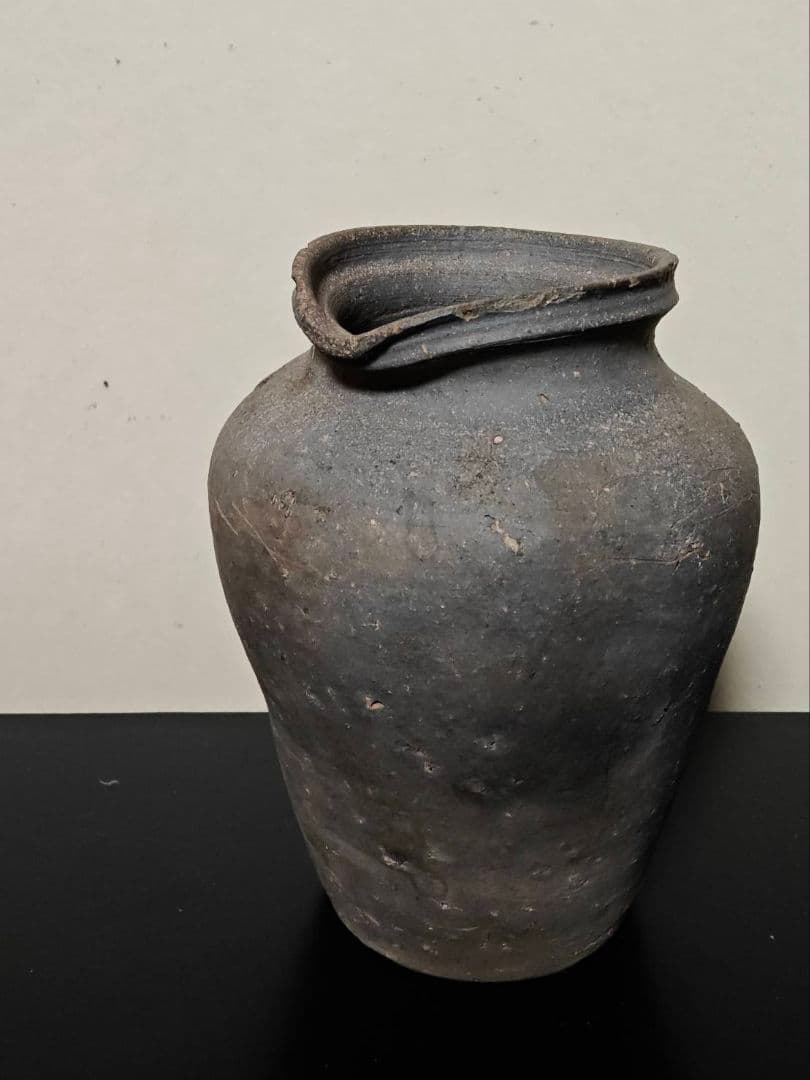 姿形の好い新羅から高麗の壺　須恵器　新羅　高句麗　高麗　片口壺　古代　花呼ぶ器