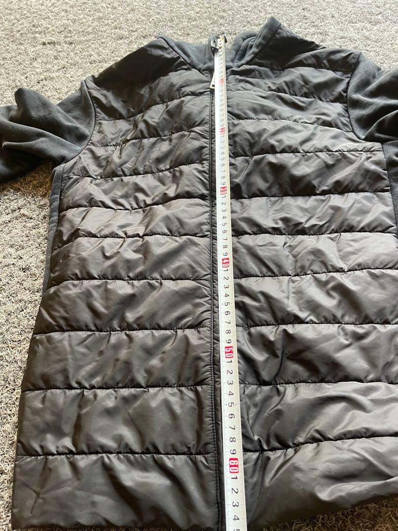 PRADA フード付きブラックジャケット