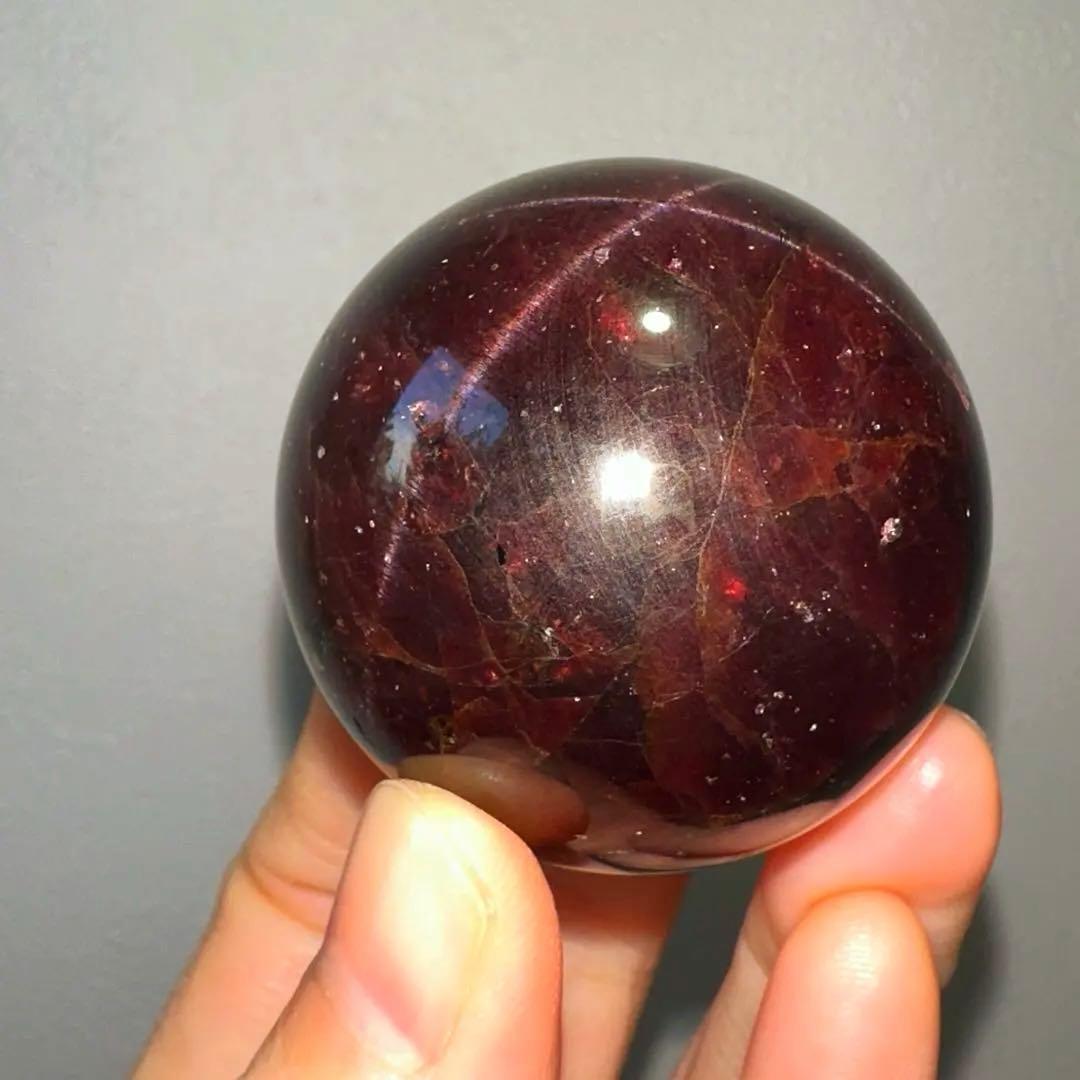 ガーネット　高品質　スフィア　4.3㎝　スターフラッシュ　高級　garnet