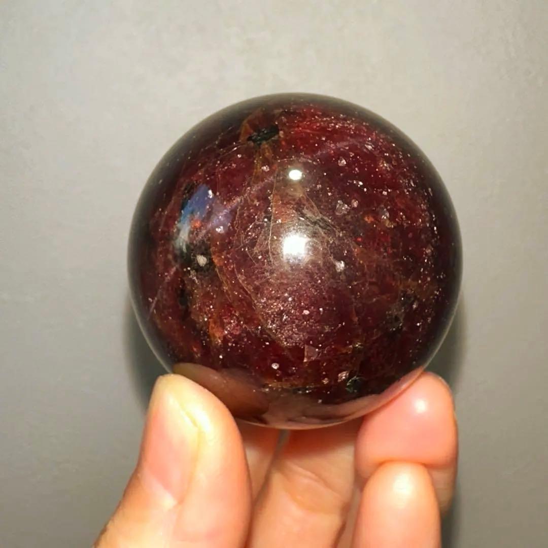 ガーネット　高品質　スフィア　4.3㎝　スターフラッシュ　高級　garnet