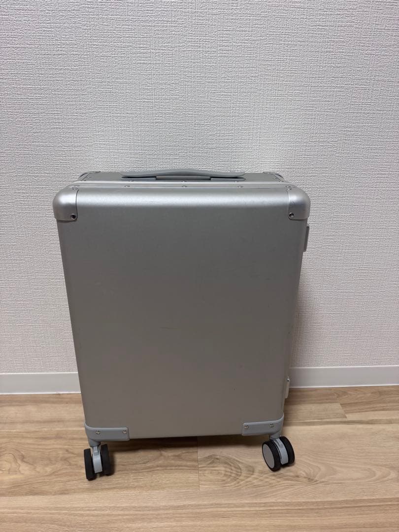 Z*E様 Magne スーツケース　ポーチ、トートセット