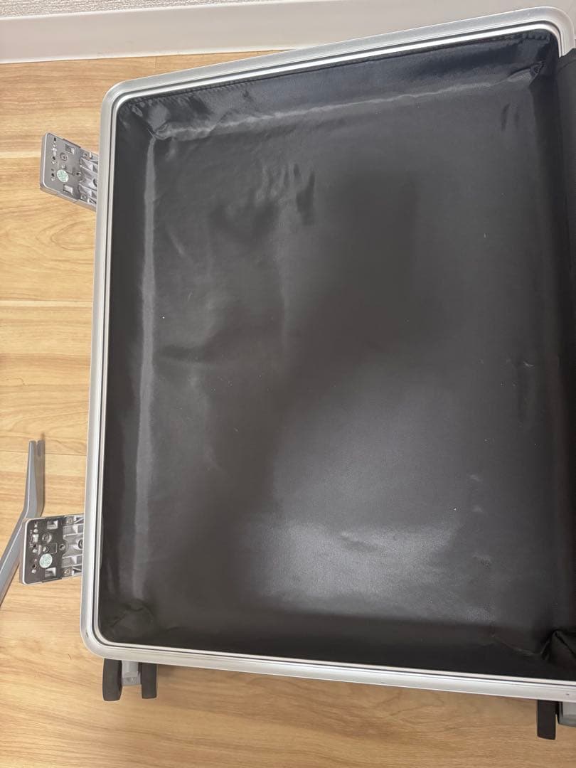 Z*E様 Magne スーツケース　ポーチ、トートセット