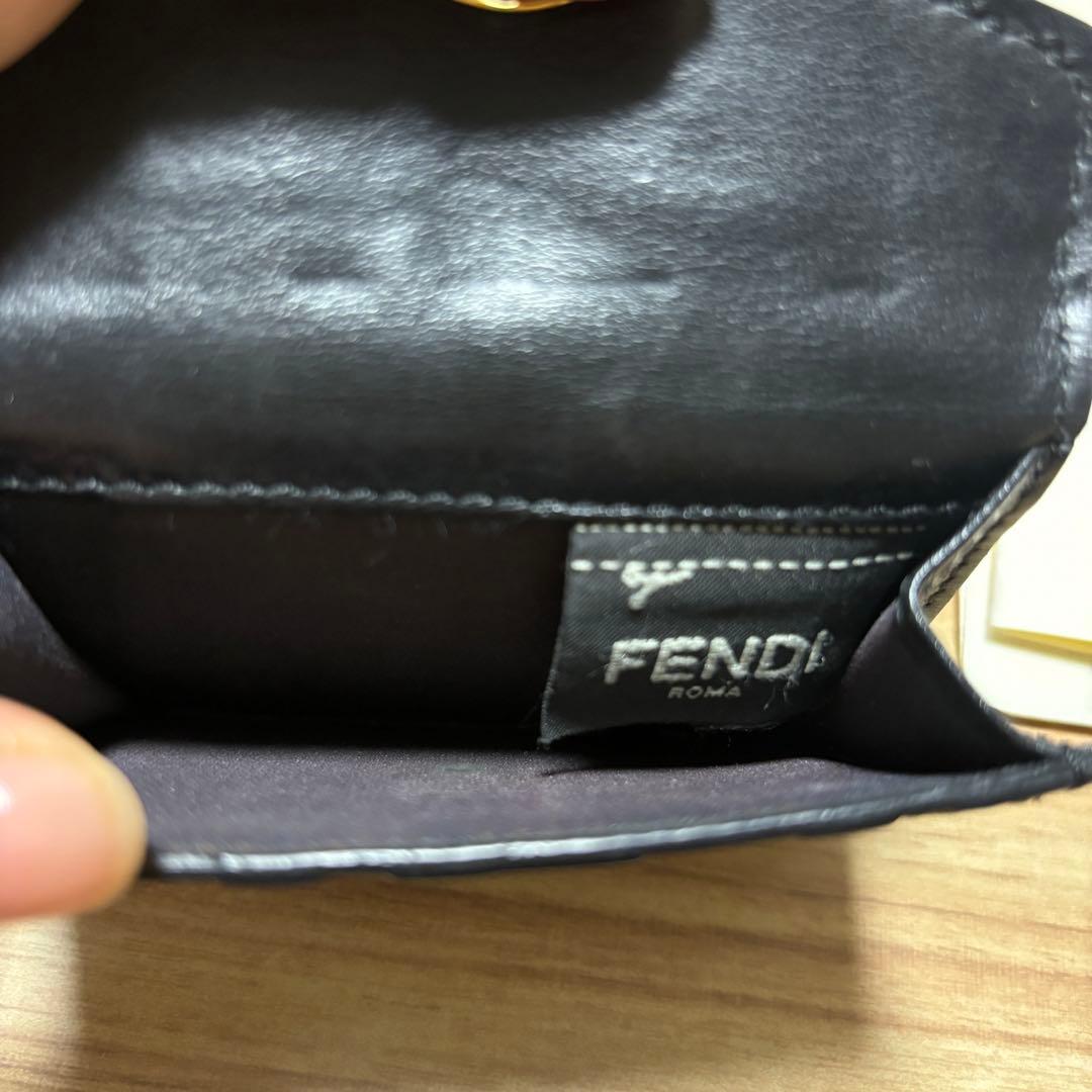 ૮*ა様 FENDI 三つ折り財布　ブラウン