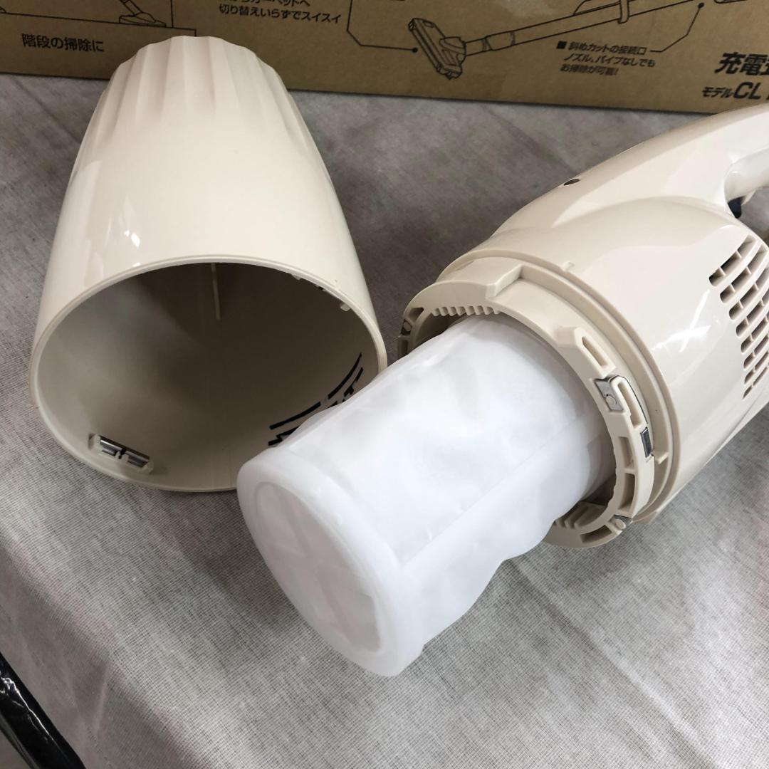未使用 マキタ 充電式クリーナ バッテリ内蔵式 CL116DWI