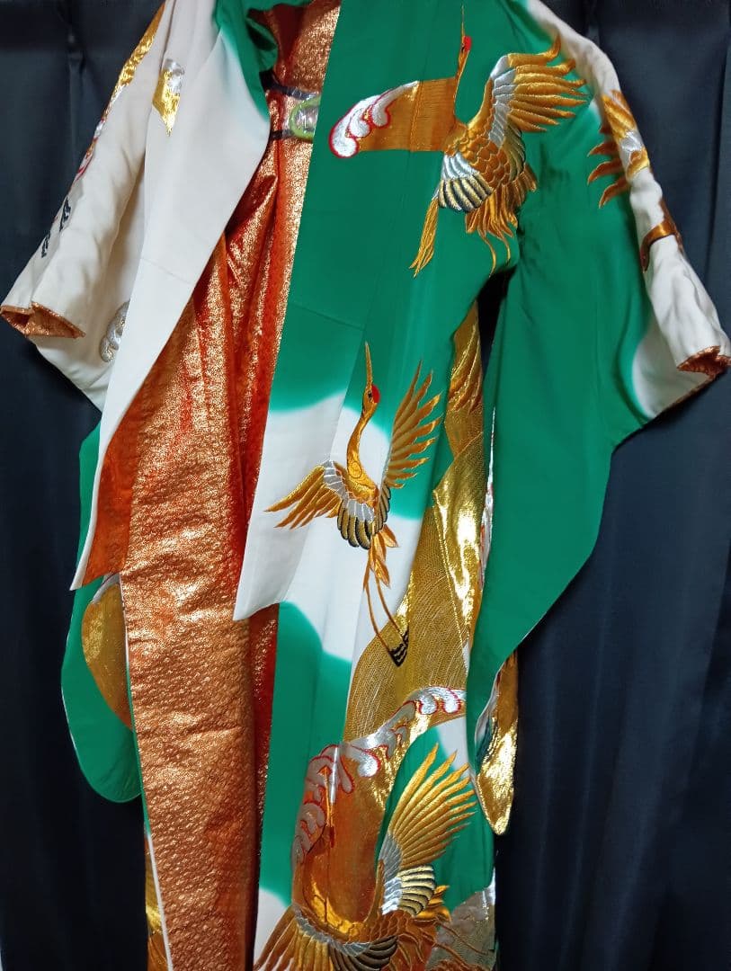海外コレクター向きＪAＰAＮジャパン日本女性用特大雅金襴豪華刺繍鶴絵図柄和装着物