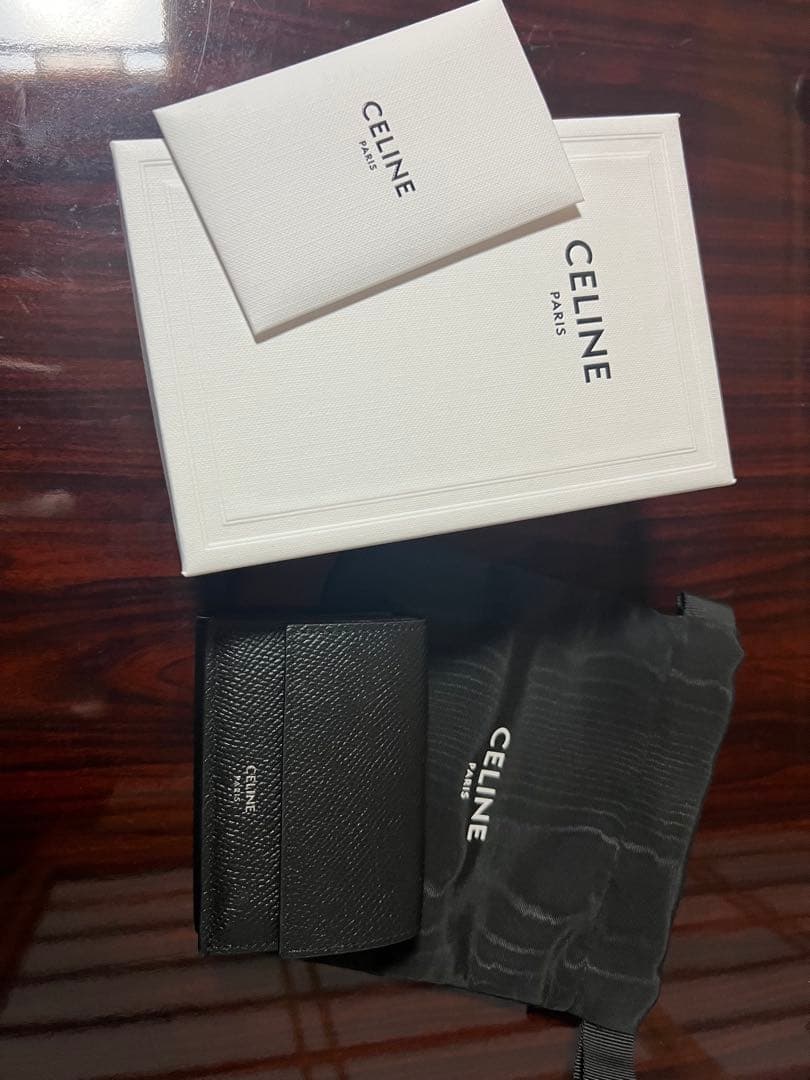 CELINE コンパクトウォレット　折りたたみ財布