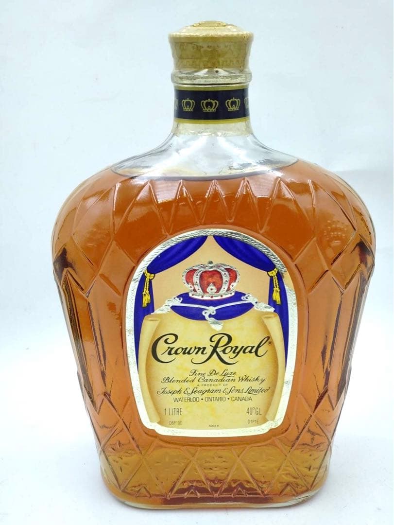 Crown  カナディアンウイスキー 1L 40%