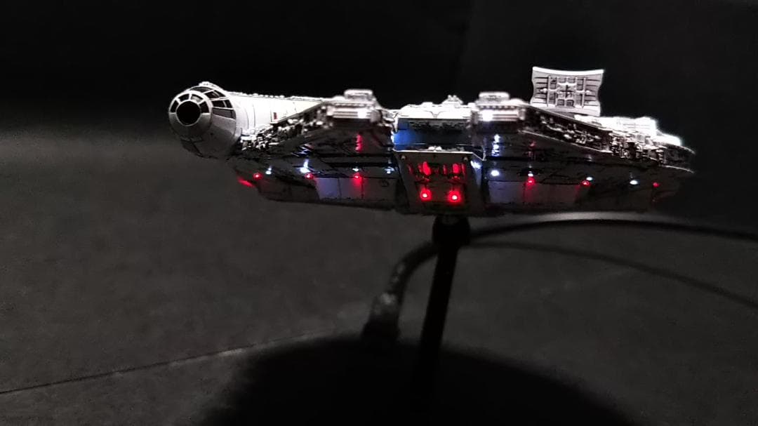 ミレニアムファルコン 角アンテナ仕様　 電飾改修 塗装済 完成品 1/350