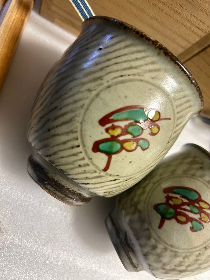 人間国宝 島岡達三　象嵌赤繪　夫婦湯呑　ペア