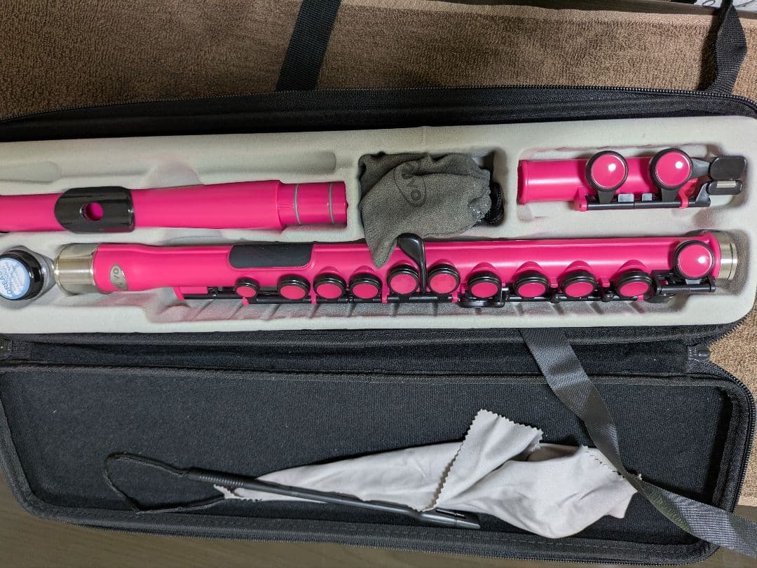 NUVO STUDENT FLUTE ピンク