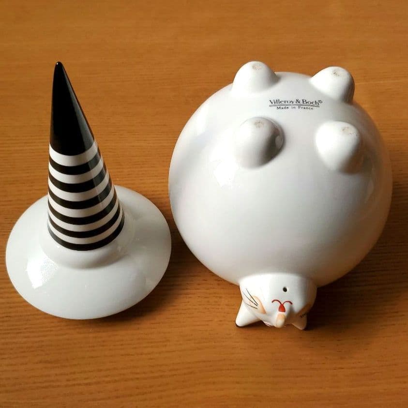 ２匹のネコの置物 美品