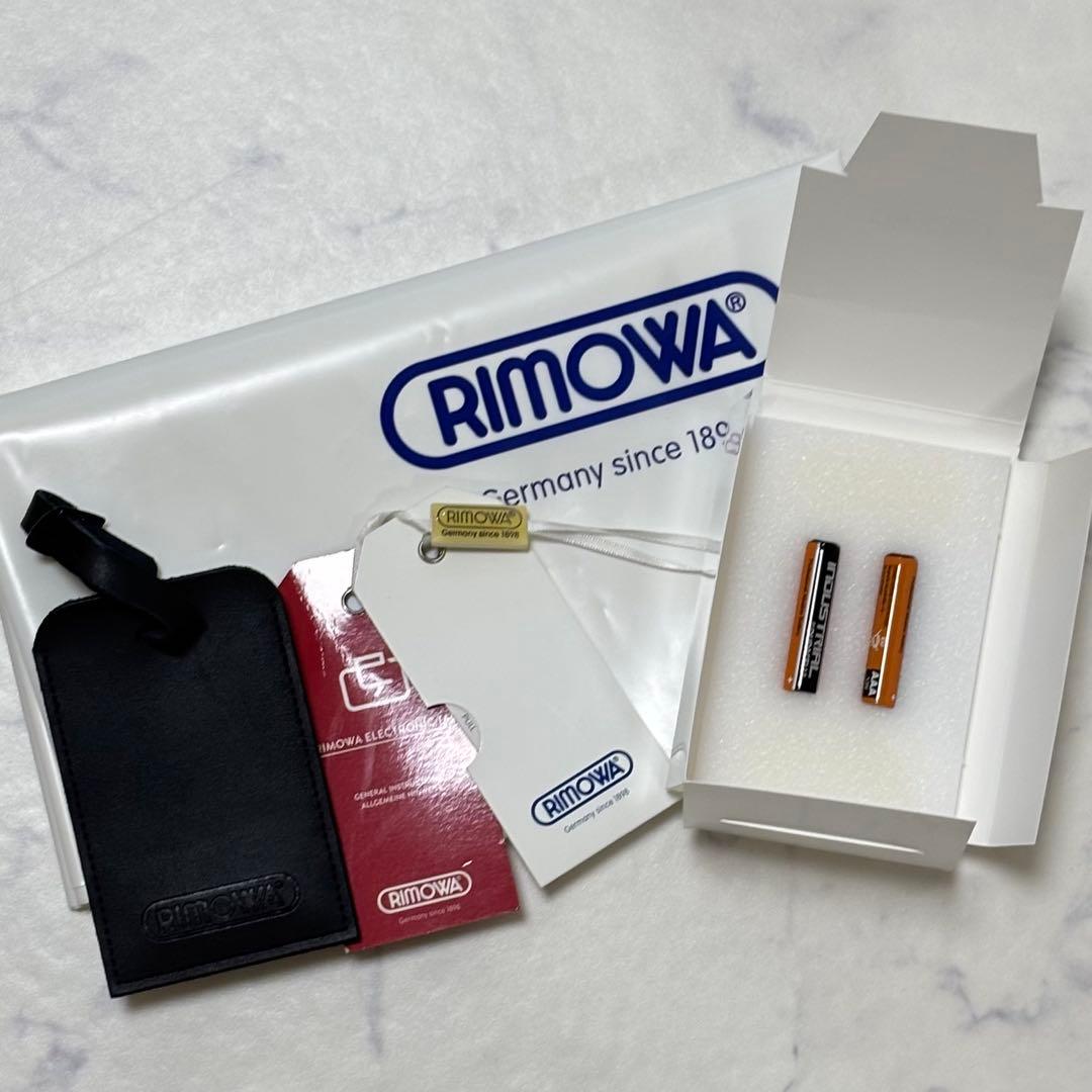 【美品】 リモワ サルサ デラックス 電子タグ キャリーケース 4輪 78L