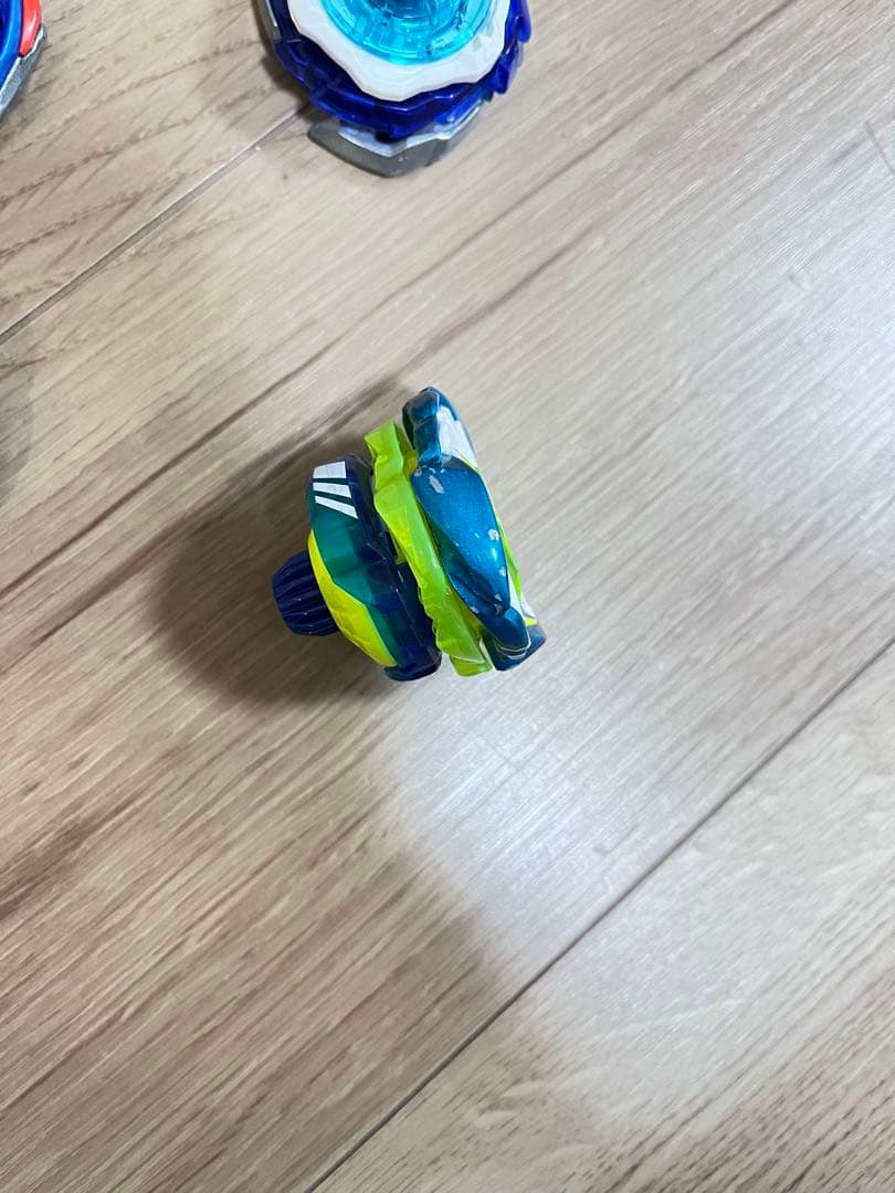 ベイブレードx まとめ売り　40個