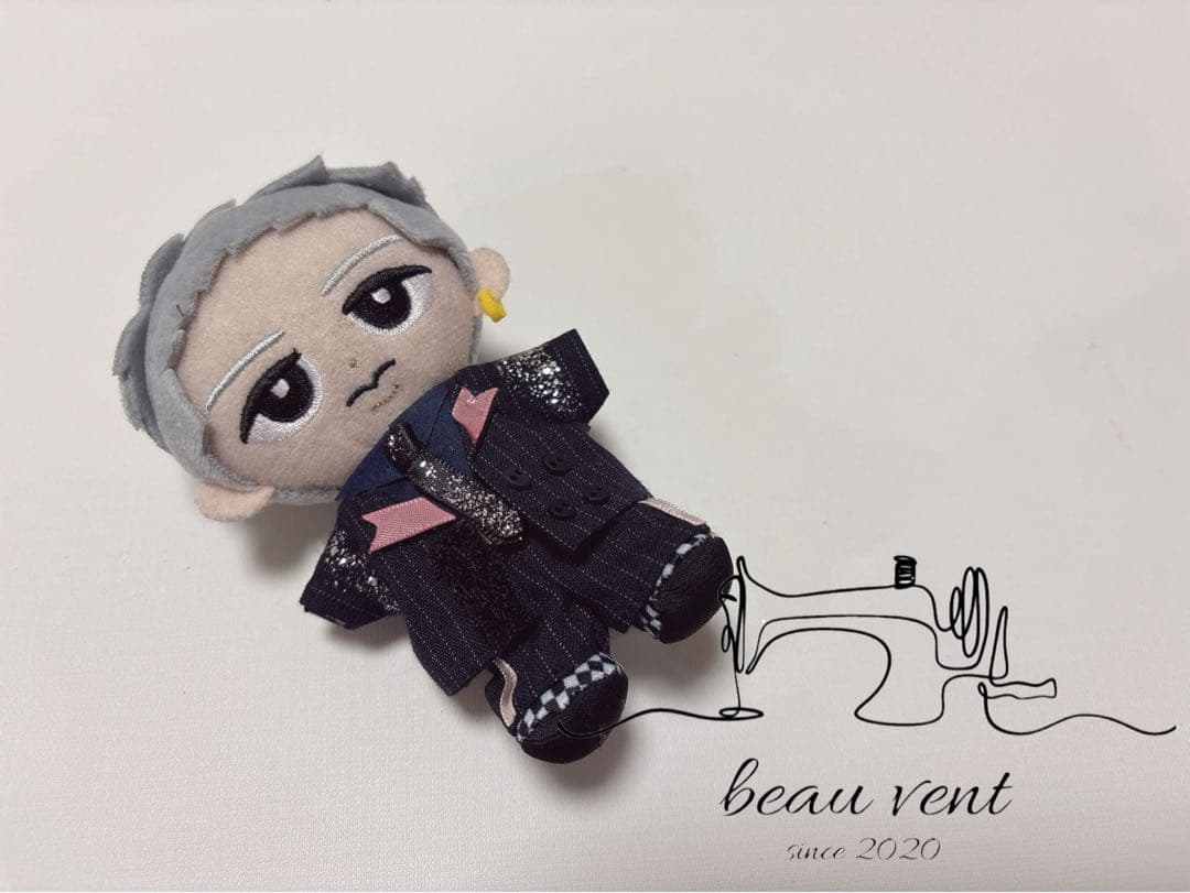 すのチル服　BIGすのチルとおそろいネイビースーツ　すのチル