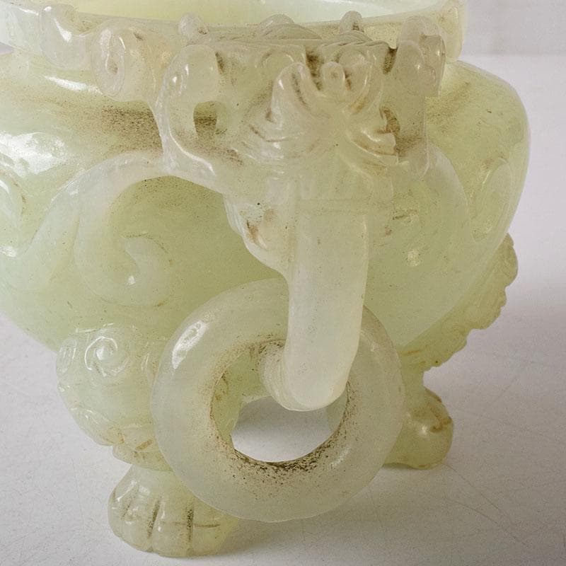 中国　玉石彫刻　雙耳活環　獅子鈕蓋爐　三足香炉　唐木台付　C　8256